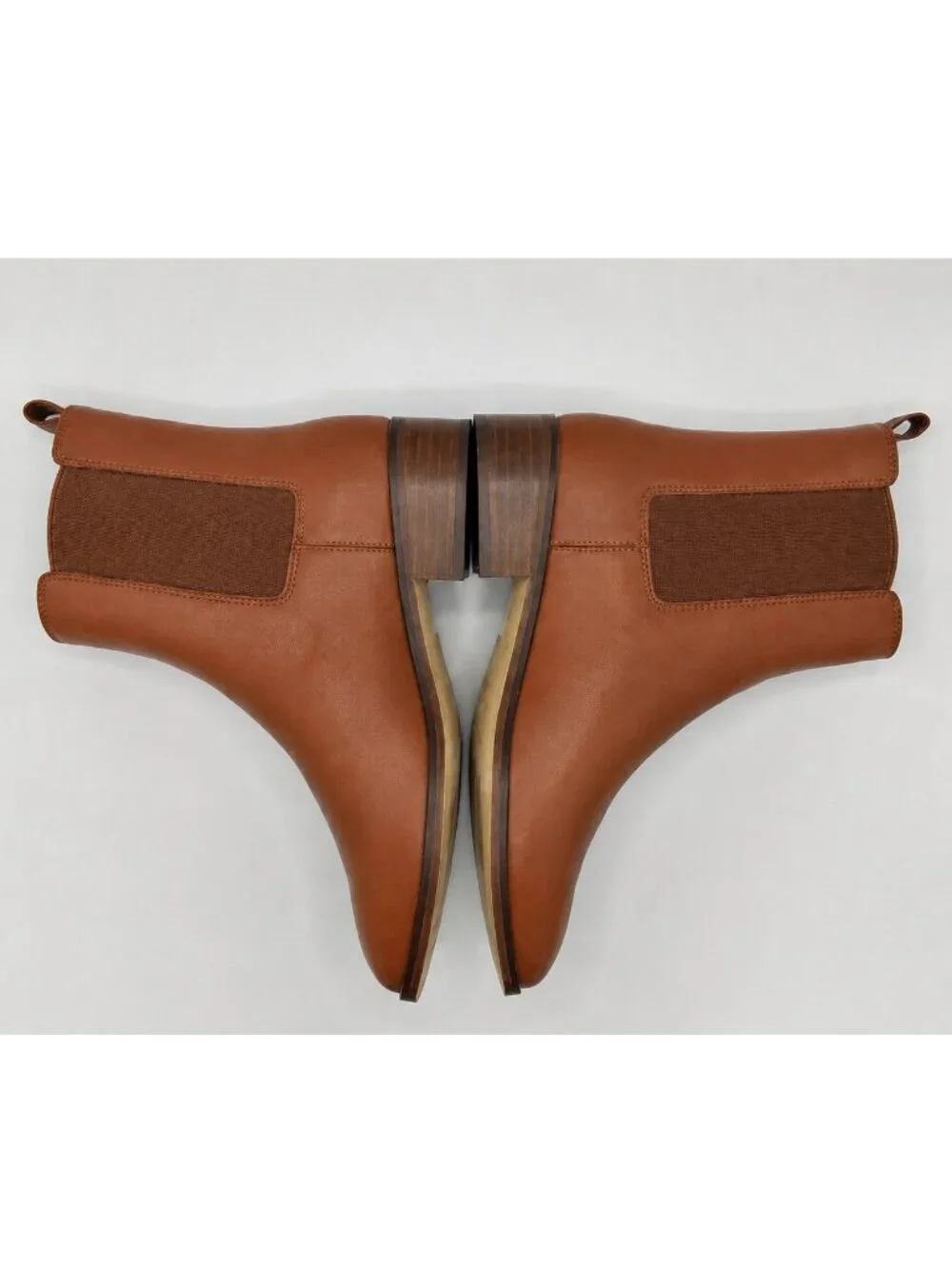 J. Crew Tan Vegan Leather Chelsea Boots Size 8 Pull-On